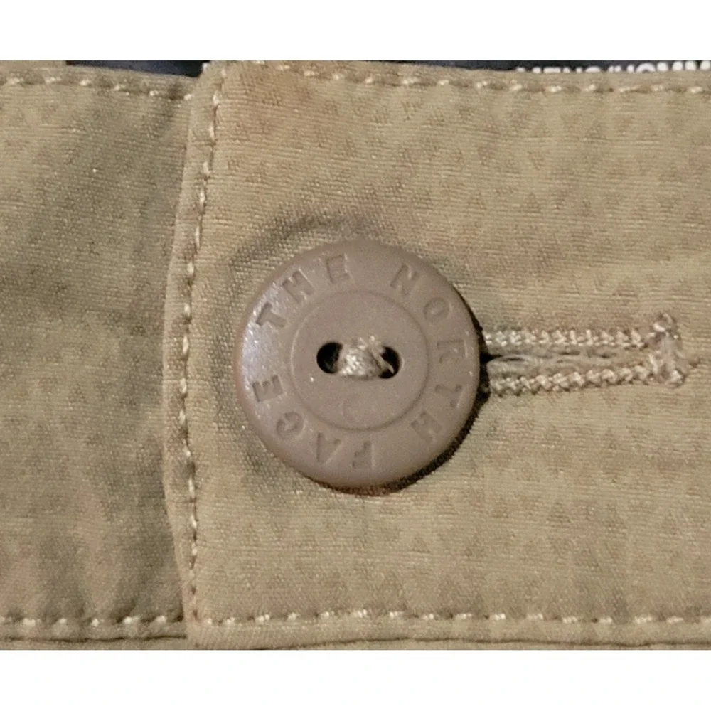 The North Face Men's 40 Pura Vida 2.0 Shorts NF00CE6M Tan Polyester Cargo Pocket